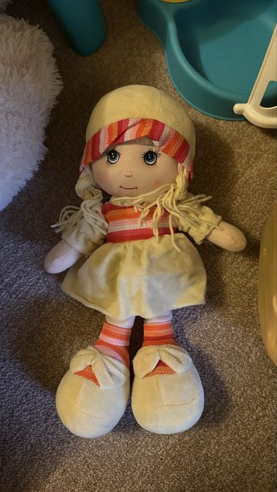 Myszka Minnie, Mickey lalka skye