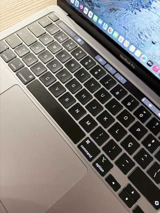 Macbook Pro 13" 256Gb SSD 8Gb RAM Como NOVO Fatura