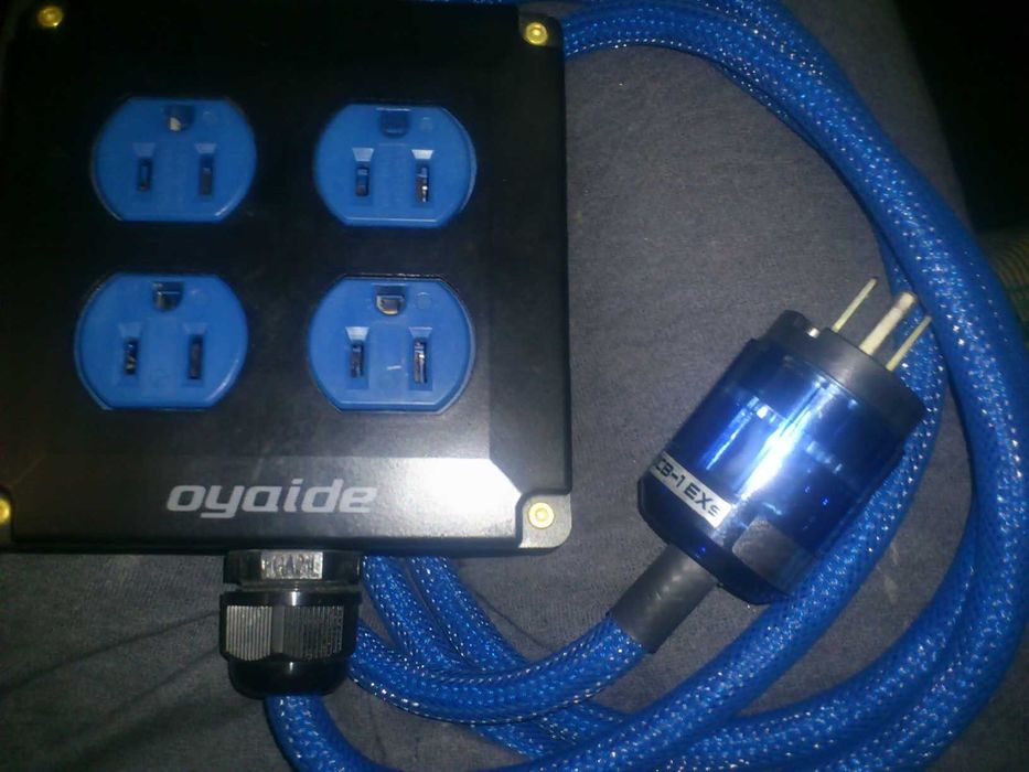 Усилитель Hegel H200 Anniversary ретейл до 6000уе.  и H200 серийный