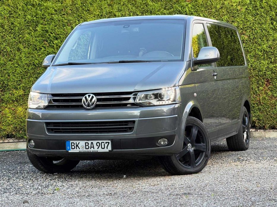 Volkswagen Multivan T5 Edition25 2.0 TDI / 18" / Climatronic / Bi-Xenon / LED / 7 Osob