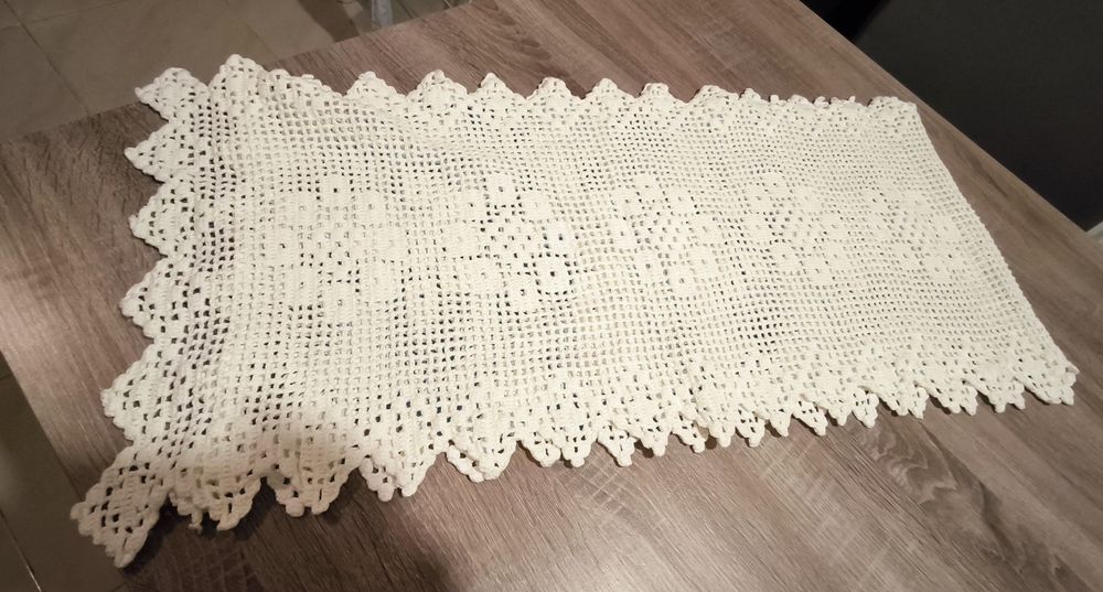 Crochê mesa+ mesa cabeceira