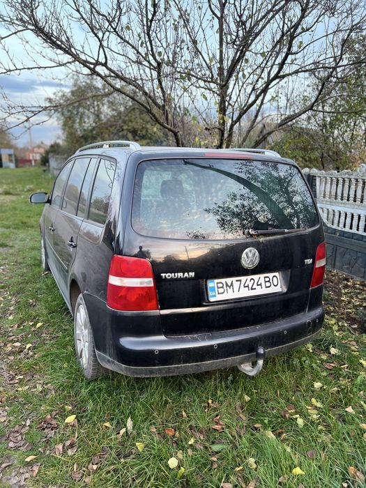 volkswagen touran