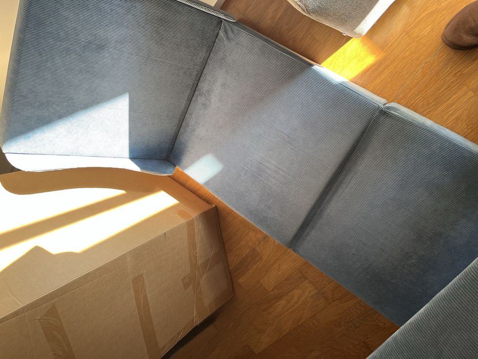 Sofa “cambalhota” azul