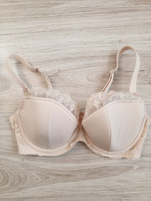 Biustonosz beżowy 70E, Gaia