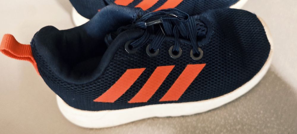 Adidasy chłopięce