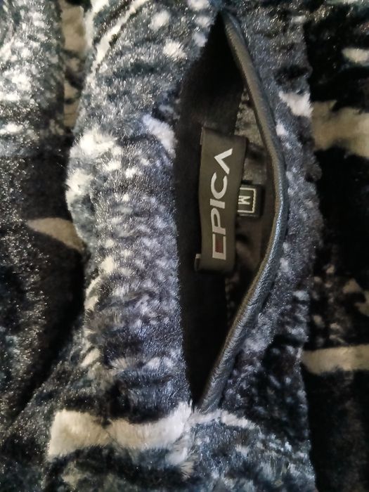 Жіноча шкіряна куртка з натуральним хутром