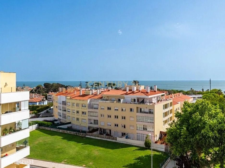Penthouse T3 + Sótão (2 divisões) com Vista Mar, nos Jardins da Parede