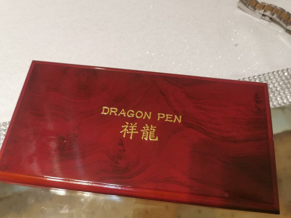 Pióra wzór chiński