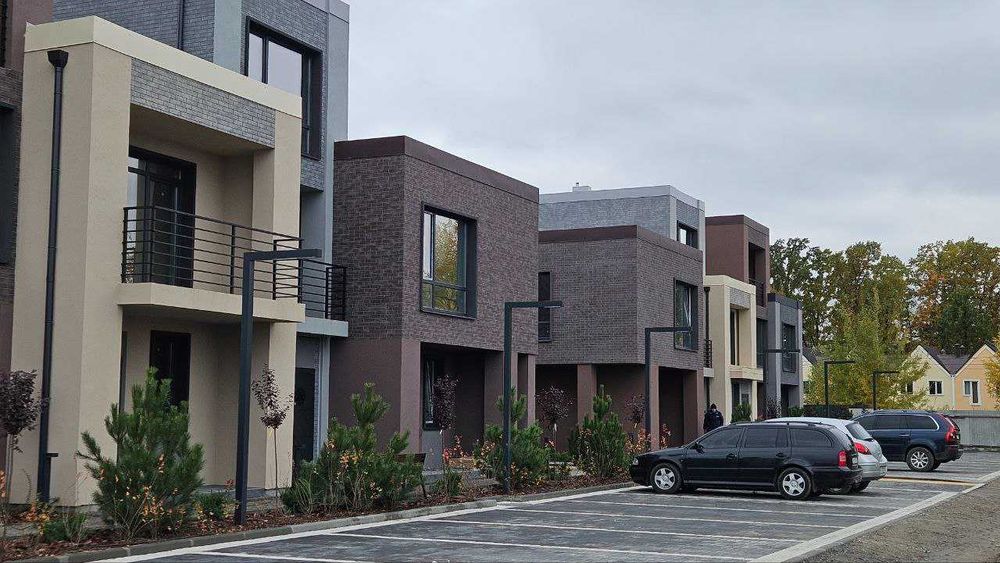 Власний дім із трьома спальнями — ідеально під єОселю