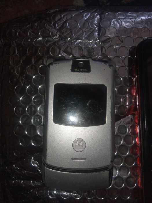 Мобільні телефони