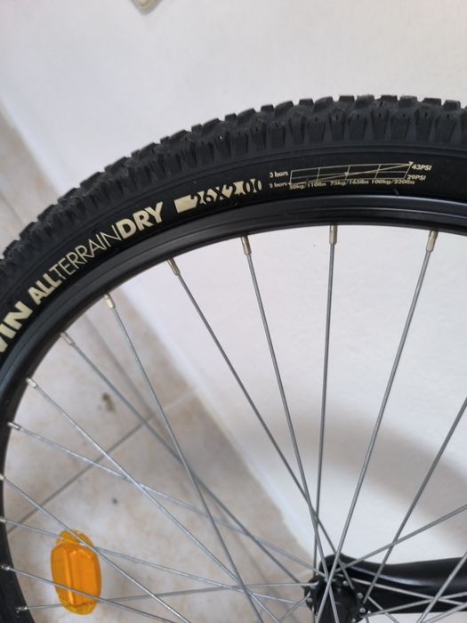 Vendo bicicleta BTWIN roda 26 como nova