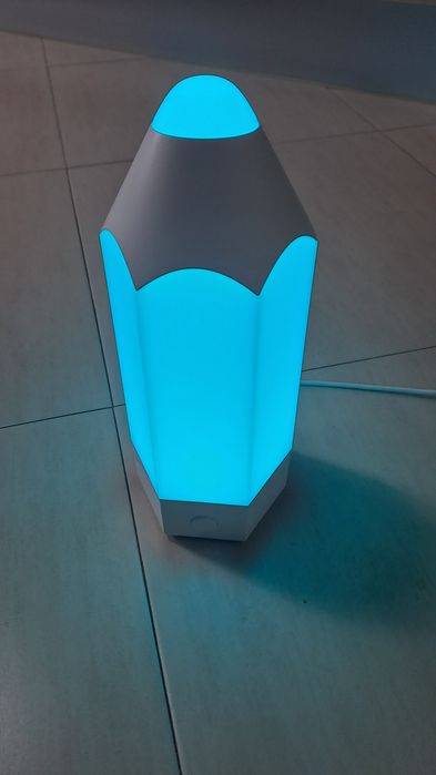 Candeeiro LED Ikea de mesa, multicor como Novo