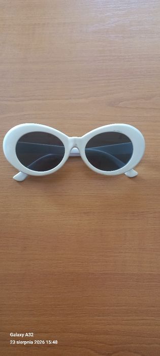 Białe okulary retro owalne Kurt Cobain + czarne etui SHEIN