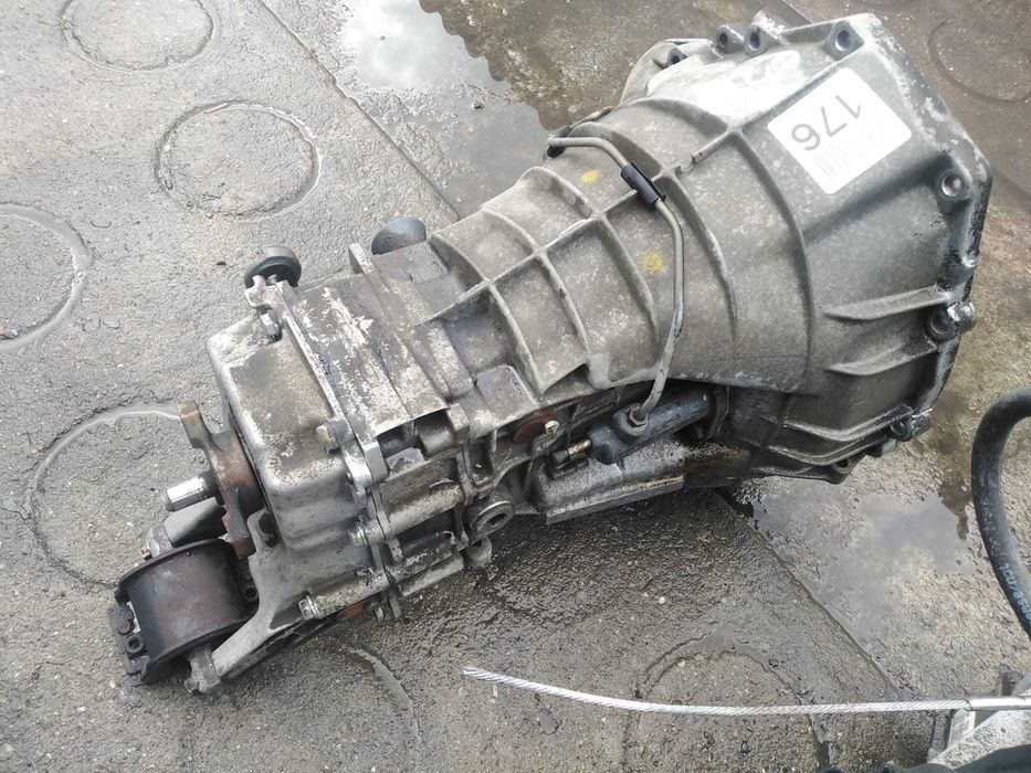 Caixa de Velocidades Mercedes C220 2.0 de 1994 com 5 Velocidades