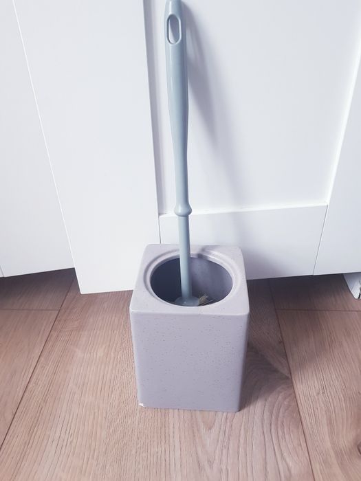 Nowa szczotka do WC marki Pepco