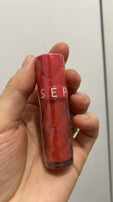 Sephora błyszczyk do ust, Outrageous intense, kolor Flame