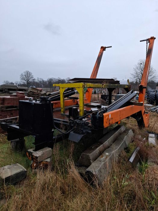 Dźwig żuraw HDS tajfun LIV L300 K81