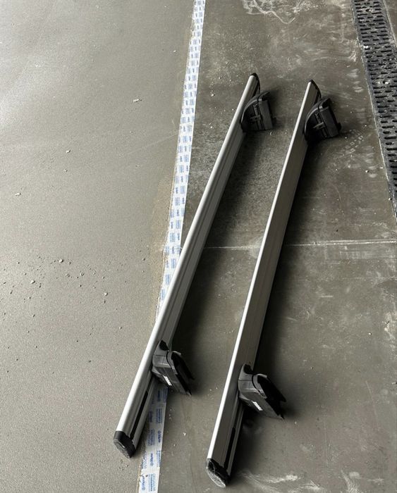 Thule WingBarEvo ze stopami do BMW x5