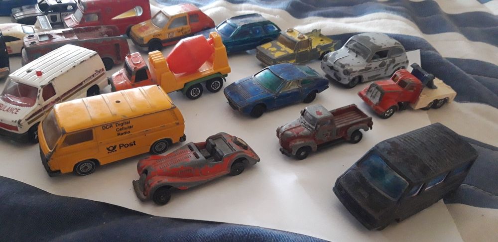 Conjunto de 26 Carrinhos/Miniaturas Antigos