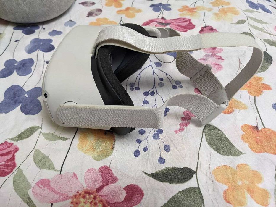 VR-гарнитура Meta Oculus Quest 2