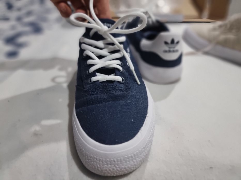 Tenis adidas no42