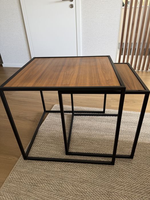 Vendo conjunto 2 mesas nogueira / lacado preto