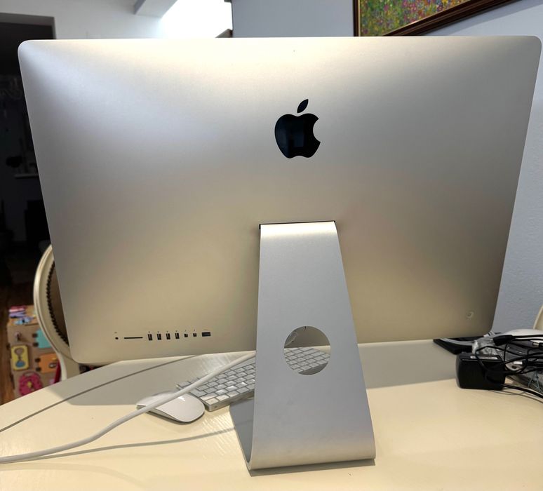 Monitor Mac  + teclado + rato