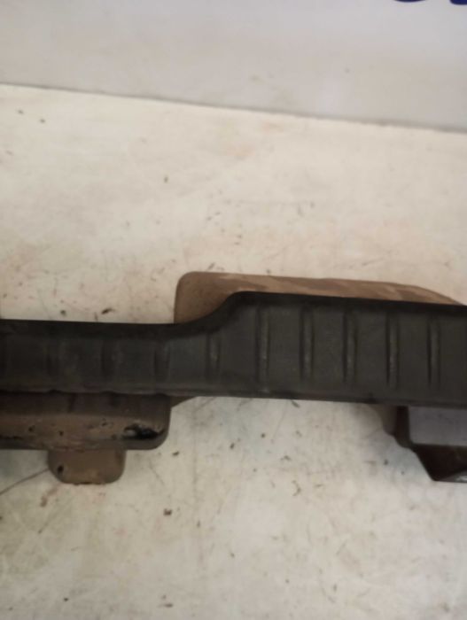 Suporte Para-choques Traseiro Peugeot 308 I (9680441180)