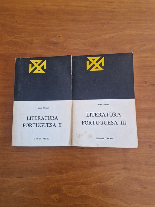 Livros didáticos "Literatura Portuguesa  I,II, III e IV, João Mendes