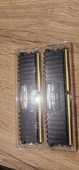 Corsair Vengeance LPX 32GB (2x16GB) DDR4 3200MHz CL16