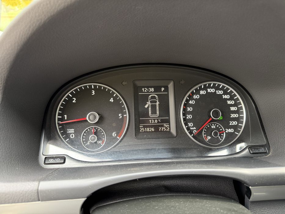 Volkswagen Touran 2.0 TDi