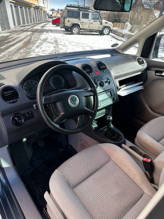 Продам Volkswagen Caddy 2005 1.6 mpi