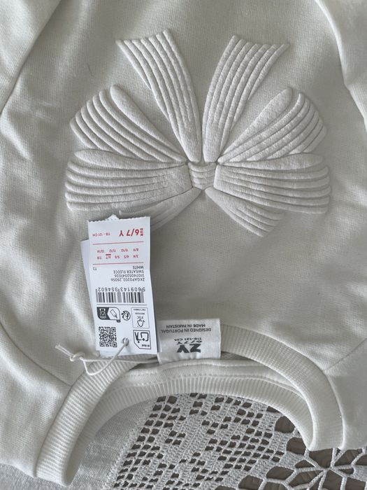 Camisola creme menina 6-7 anos
