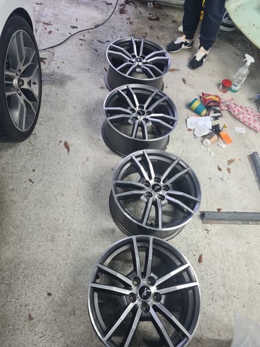 Felgi Mustang oryginalne 18 cali