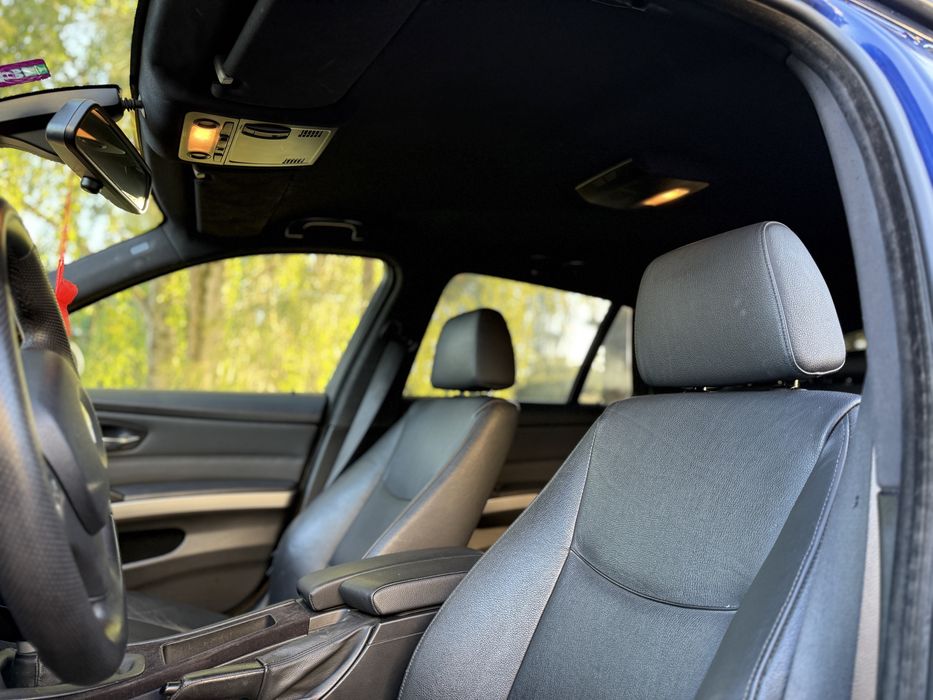BMW E91 318d 2008r.