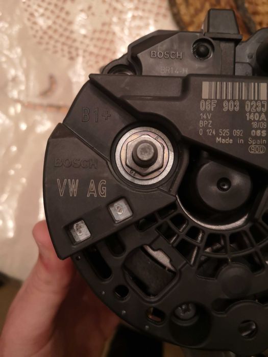 Alternador VAG OEM PD compatível com muitos modelos