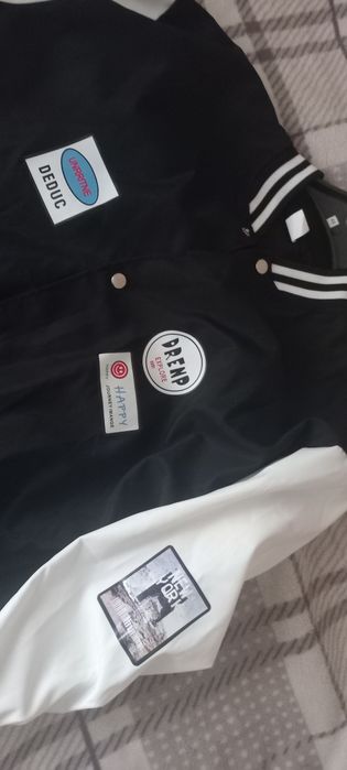 Куртка бомпер бейсбольна