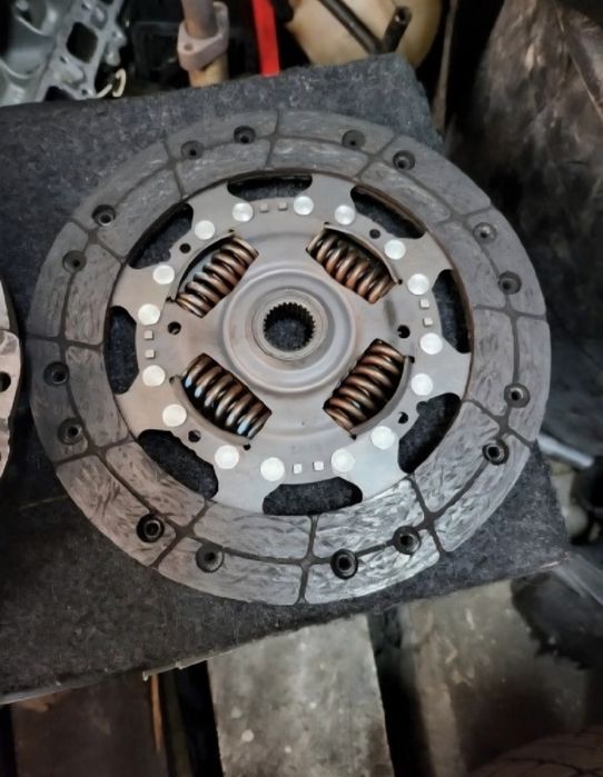 VW AUDI Docisk tarcza Sprzęgła LUK 1.6B BSE MPI BAD