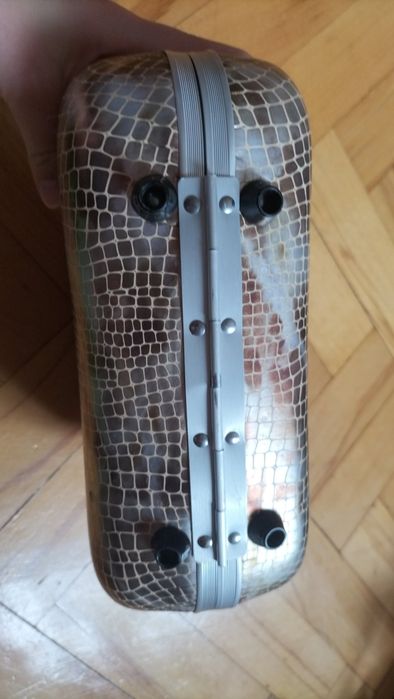 Kuferek szkatułka pudełko na biżuterię lub kosmetyki