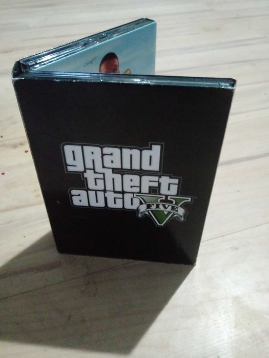 Sprzedam grę GTA V na komputer