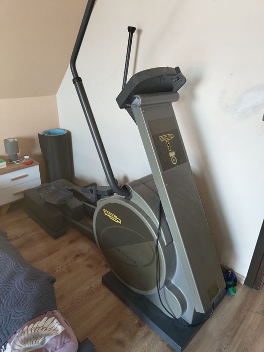 Orbitrek profesjonalny treningowy