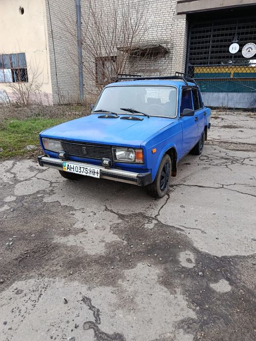 Продам 2105 газ/бензин на полном ходу.