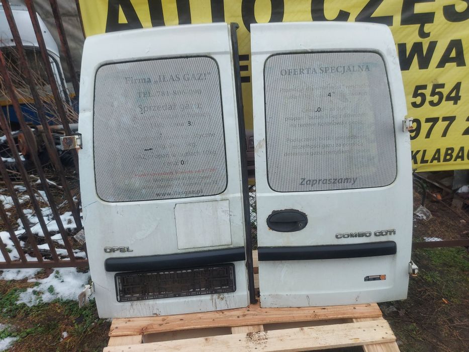 Opel Combo C drzwi lewy tył tylne lewe skrzydło kompletne