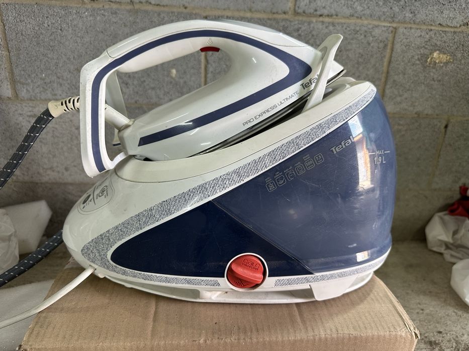 Парова праска Tefal /Electrolux