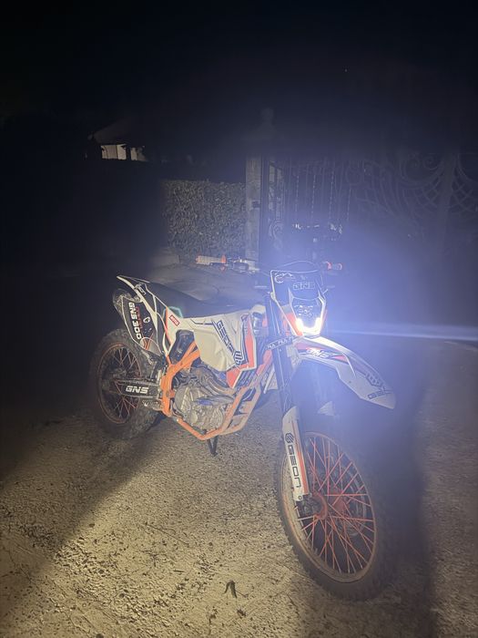 Geon gns 300 Dakar 2025