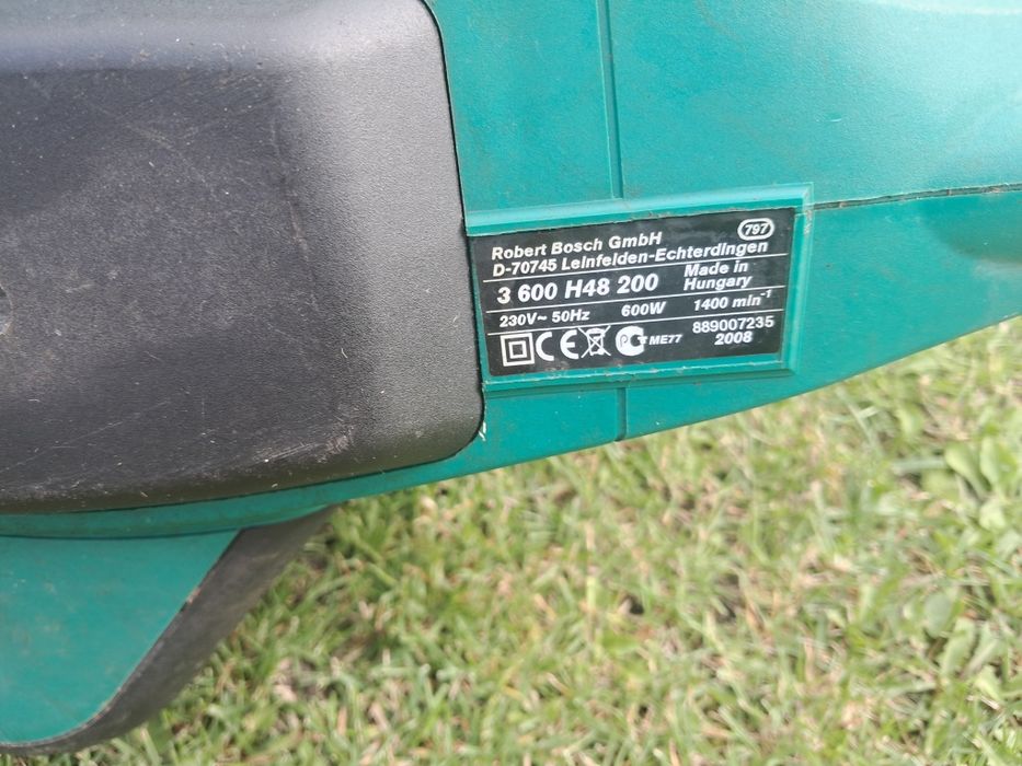 Nożyce  do żywopłotu Bosch ATS 550-SP