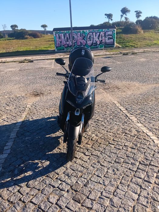 Zontes 310M como nova garagem