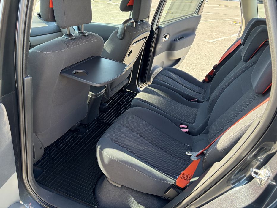 Продам Renault Scenic 1.5D 2008