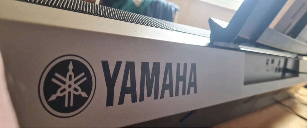 Синтезатор Yamaha psr e 443