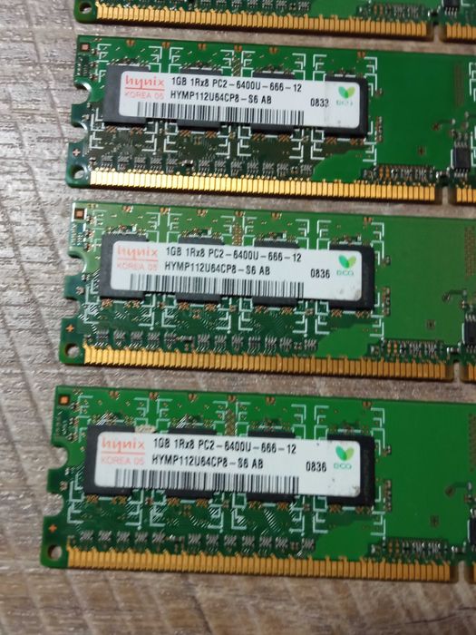 Модуль пам'яті для компютера Hynix DDR2 4Gb (4x1Gb)